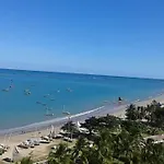 Na BEIRA DE PAJUCARA EDIFICIO NEO 2 APARTAMENTO COM 2 QUARTOS CONSUMO ELETRICO É PAGO NO CKECK-OUT
