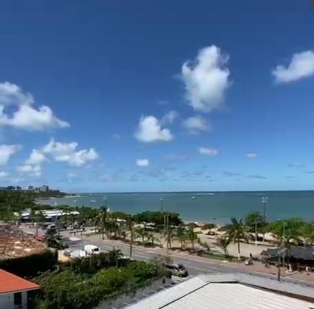 Na Beira Mar: Pajuçara Beachfront With Ocean View Aparthotel Maceió