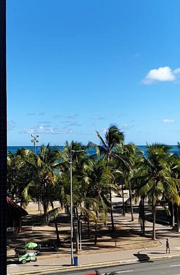 Na Beira Mar: Pajuçara Beachfront With Ocean View * Maceió